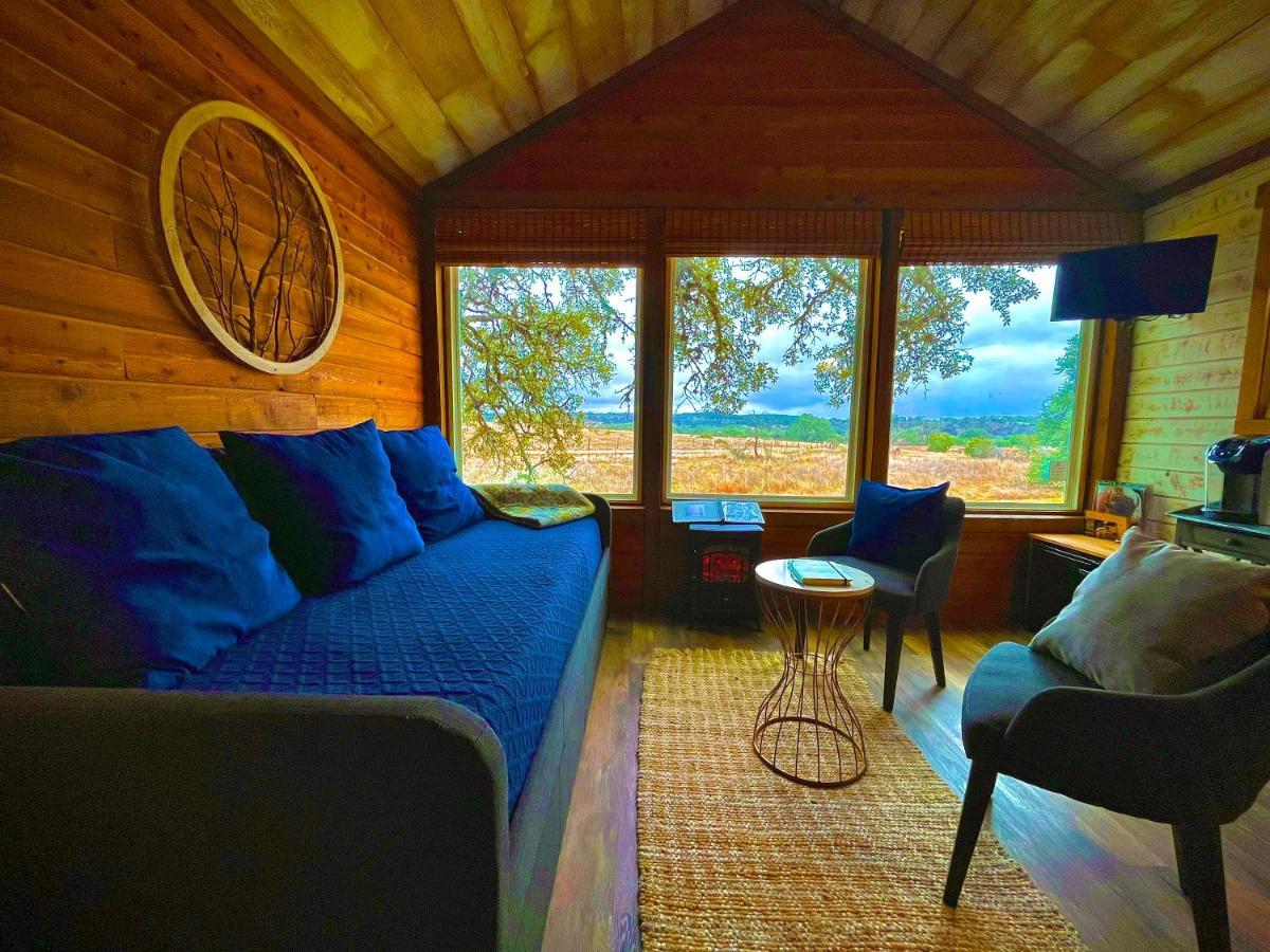 The Alexander At Creek Road Hotell Dripping Springs Exteriör bild