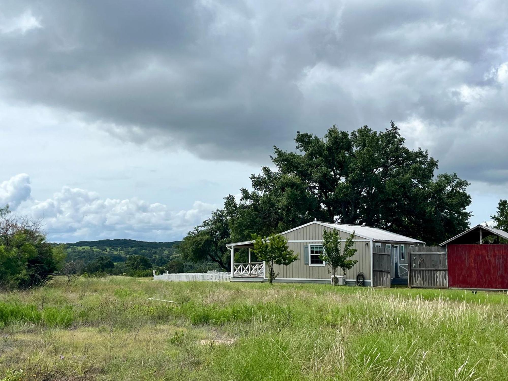 The Alexander At Creek Road Hotell Dripping Springs Exteriör bild