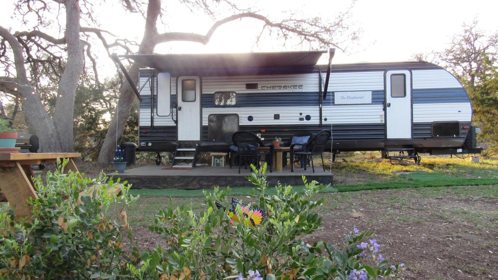 The Alexander At Creek Road Hotell Dripping Springs Exteriör bild
