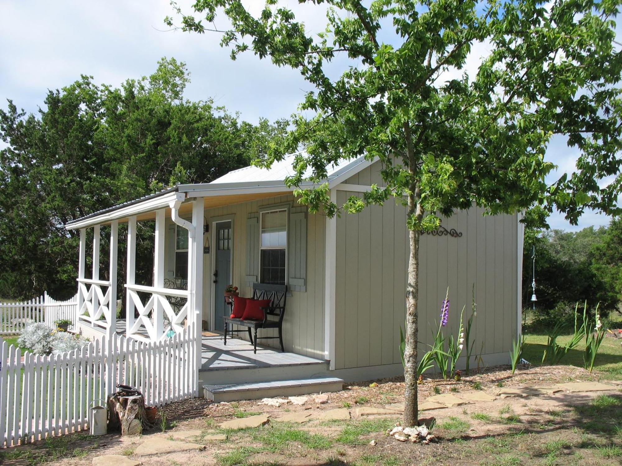 The Alexander At Creek Road Hotell Dripping Springs Exteriör bild