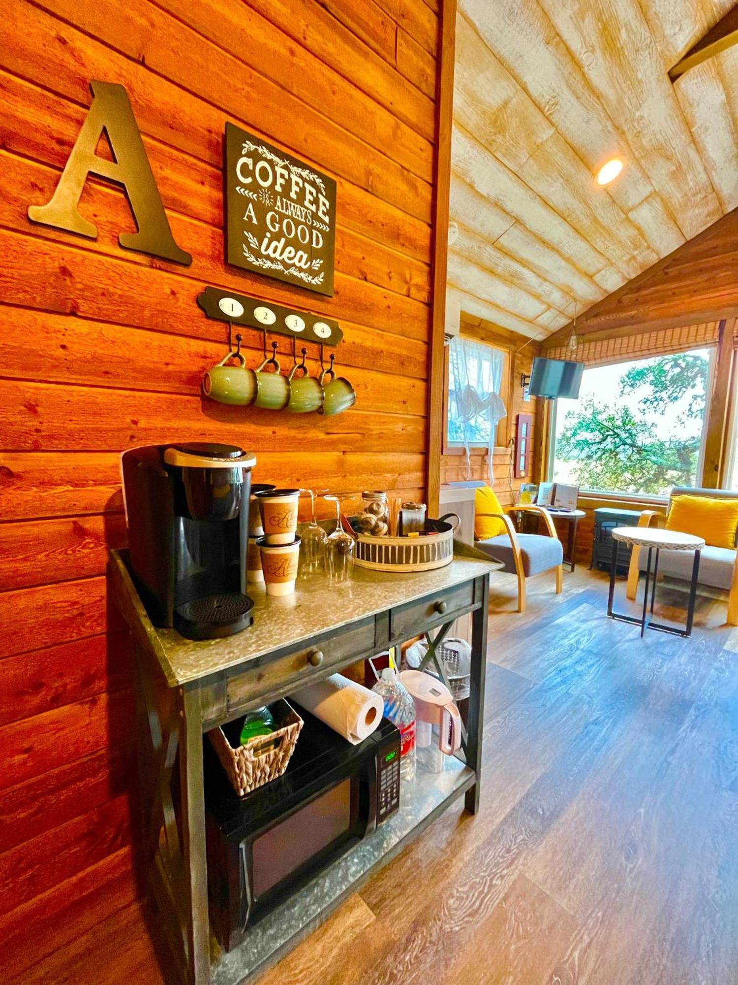 The Alexander At Creek Road Hotell Dripping Springs Exteriör bild
